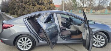 Hyundai: Hyundai Elantra – zərif və dinamik sedan - Kuzov: 4 qapılı sedan — 14