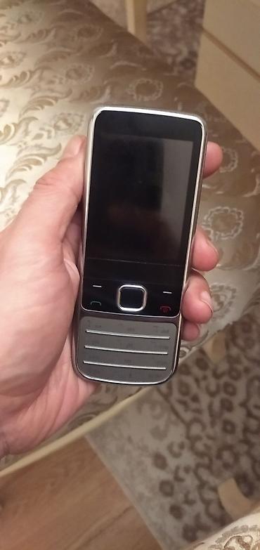 nokia 2010: Nokia 6700 Slide, Düyməli — 5