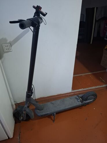 Elektrikli samokatlar: Salam skuterin heç bir prablemi yoxdur arxa krlosu özümdedir zaryatqa — 7