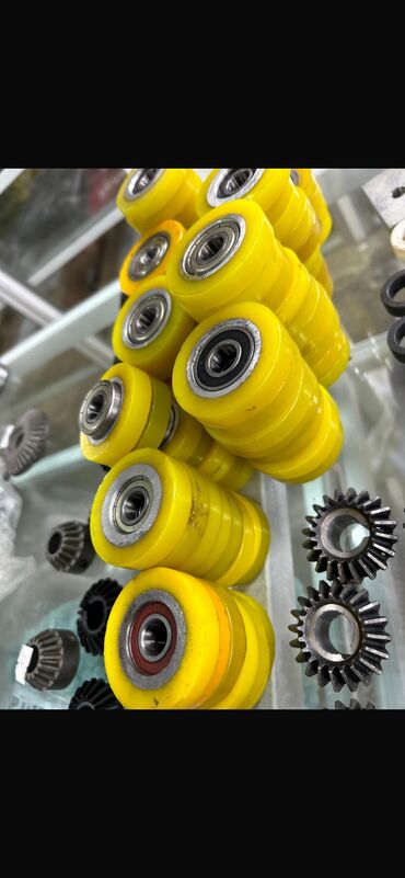 Digər biznes avadanlığı: Hər bir parça magazada satışda Dəzgahlar və ehtiyyat hissələrinin — 13