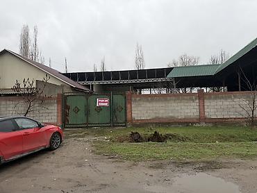 Продажа складов и мастерских: Продаю два дома остальное все по телефону Описание: - Просторная — 9