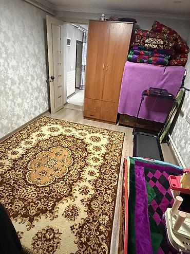 Продажа домов: 3 комнаты, 47 м², Бишкек, Восток-5 мкр Собственник — 5