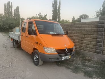 садовый измелчитель: Легкий грузовик, Mercedes-Benz, Дубль