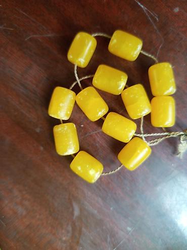 qizil uzukler type 1: Kəhrəba rəngli iri muncuq dəsti - Material: sarı rəngli, silindrik — 3