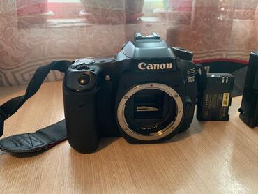 canon eos m: Срочно продаю 🔥🔥🔥🔥🔥
Очень срочно 
Цена договорная