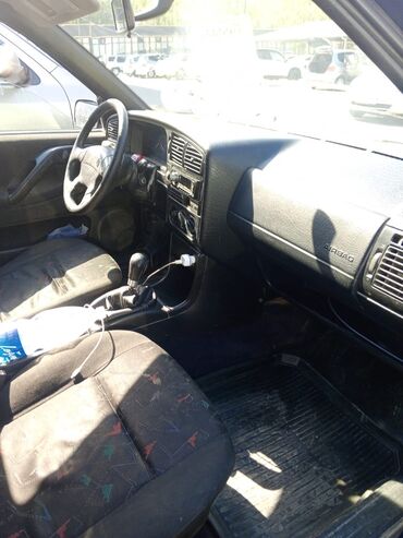 Volkswagen: Volkswagen Passat Variant: 1995 г., 1.8 л, Механика, Бензин, Универсал — 10