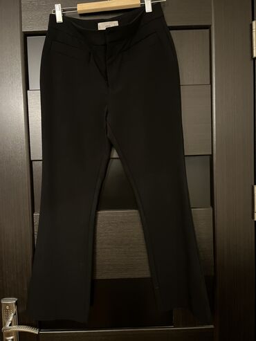 Qadın şalvarları: Mangoqara parça şalvar, Az geyilib teze kimidir 
36 razmer — 18