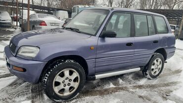 тойота автомобиль: Toyota RAV4: 1995 г., 2 л, Автомат, Бензин, Хэтчбэк