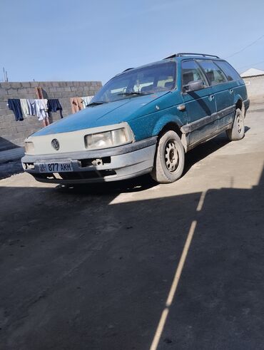 Volkswagen: Volkswagen Passat: 1992 г., 1.8 л, Механика, Бензин, Универсал