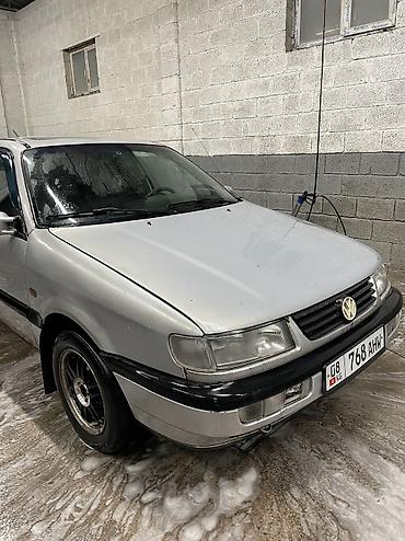 Volkswagen: Volkswagen Passat: 1996 г., 1.6 л, Механика, Газ, Седан — 4