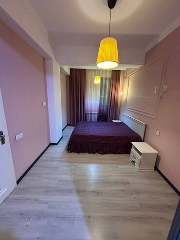 Mənzil kirayələyirəm: 3 otaqlı, 85 kv. m — 12