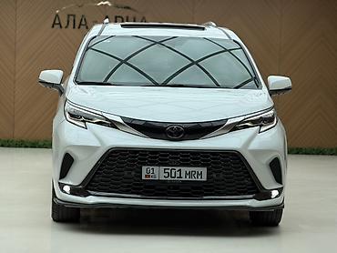 Toyota: Toyota Granvia: 2024 г., 2.5 л, Автомат, Гибрид, Минивэн — 3