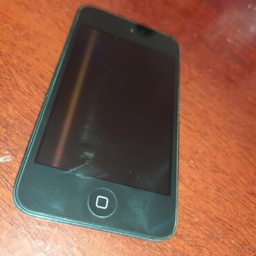 vakuumnye naushniki dlya ipod в Кыргызстан: Ipod 4 touch эксклюзивная вещь)По корпусу есть царапины, все работает