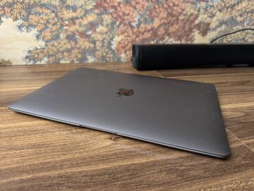 Ноутбуки: Ультрабук, Apple, 8 ГБ ОЗУ, Apple M1, 13.3 ", Новый, Для несложных задач, память SSD