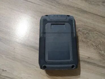 Ostali alati i mašine: Prodaju se posebno. Ispravno LuxTools AK-20/2.0max. 20V 2.0Ah 40Wh — 10