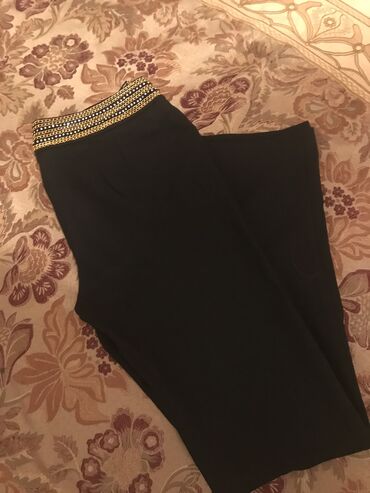 Köynək və bluzalar: Her biri yeni kimi 3 azn — 10