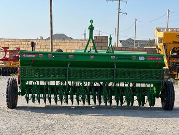 Toxum səpənlər: Özduman toxum səpən 2025 Tələsin 2025 model özdüman brendinə aid — 9