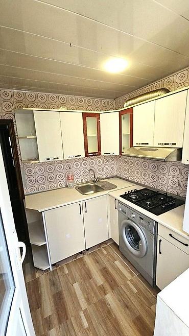bakida kirayə: İcarəyə verilir 3 otaqlı köhnə tikili 72 m², Neftçilər m. 695 AZN/ay — 8