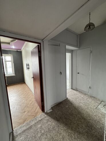 Продажа квартир: 3 комнаты, 62 м², 105 серия, 4 этаж, Старый ремонт