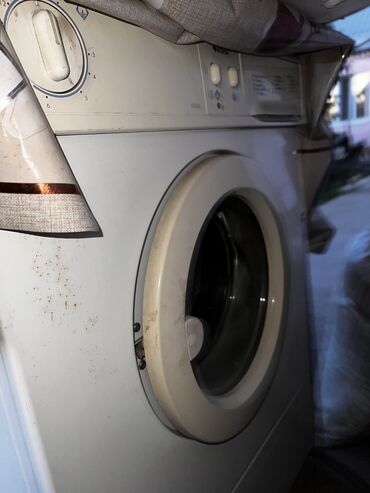 запчасти на стиральную машину: Стиральная машина Indesit, Б/у, Автомат, До 6 кг, Компактная