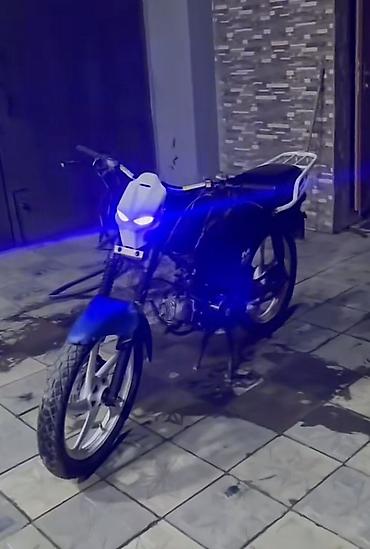 qollar: - Moped — 1