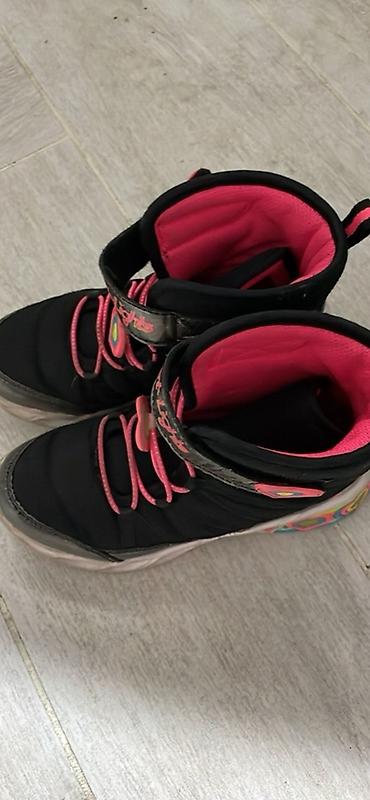 dobre farmerke: Dečje zimske patike/čizme Skechers Heart Lights - Model: Skechers — 8