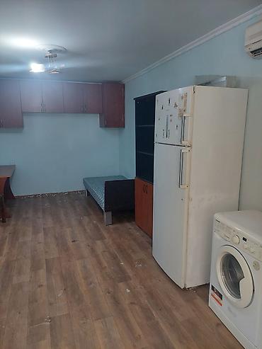 ecemıde kiraye evler: 2 otaqlı mənzil kirayə. Ünvan İnşaatçılar metrosuna yaxın. - Açıq — 2