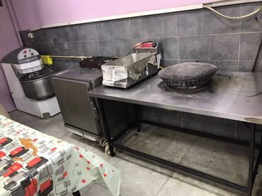 Digər kommersiya daşınmaz əmlakı: 3 mikrorayonda yolun kənarında obyekt icarəyə verilir.3 təndir kurə 2 — 3