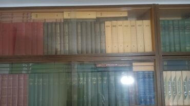 Bədii ədəbiyyat: Большая библиотека, большая часть книг томники, книги в 2-х, а то и в -da lalafo.az — 2 Bədii ədəbiyyat: Большая библиотека, большая часть книг томники, книги в 2-х, а то и в — 2