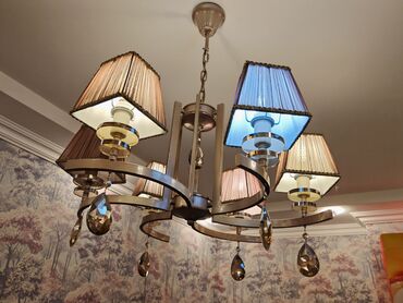 listlər: Çılçıraq, 6 lampa