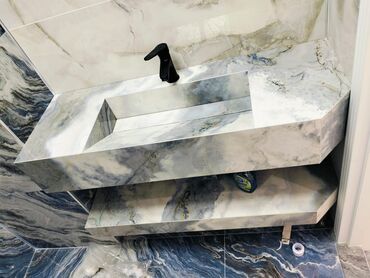 Moydadırlar: Mərmər effektli, düzbucaqlı formalı, qara rəngli dolablı asma tualet — 7