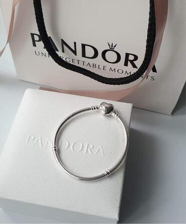 Narukvice: Pandora narukvica u originalnom pakovanju + gratis 1 privezak — 17