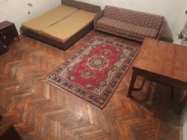 razinde aygun molun yaninda sailan menziller: Salam ev Montinde yerlewir Araz marketin yaninda temiz ve seliqelidi