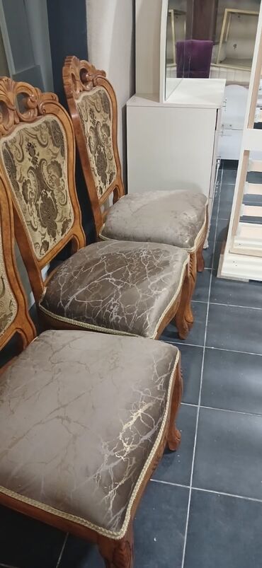 masa ve stullar: Qonaq otağı üçün, İşlənmiş, Qatlanmayan, rəng - Çəhrayı Stul