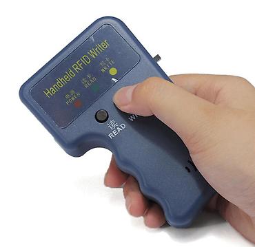 3d scaner: Kateqoriya: Simsiz Əlaqə > RF Məhsul: 125 kHz RFID Kard Kopyalama – — 4