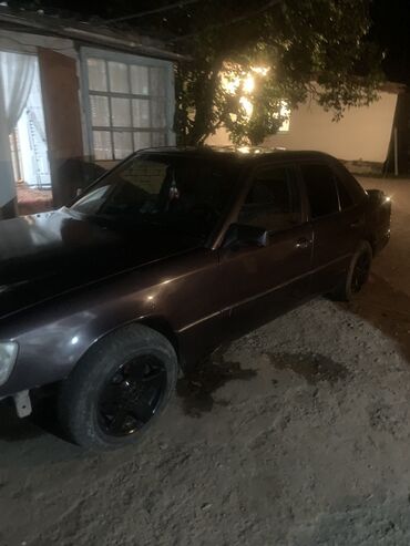 Mercedes-Benz: Mercedes-Benz W124: 1991 г., 2.3 л, Механика, Бензин, Седан