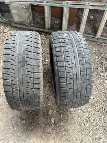 Шины: Шины 225 / 50 / R 17, Зима, Б/у, Комплект, Легковые, Япония, Bridgestone