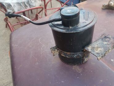 Auto delovi: Kanister apsorber benzinskih para Lada 21214i Niva. Polovno, ocuvano — 11