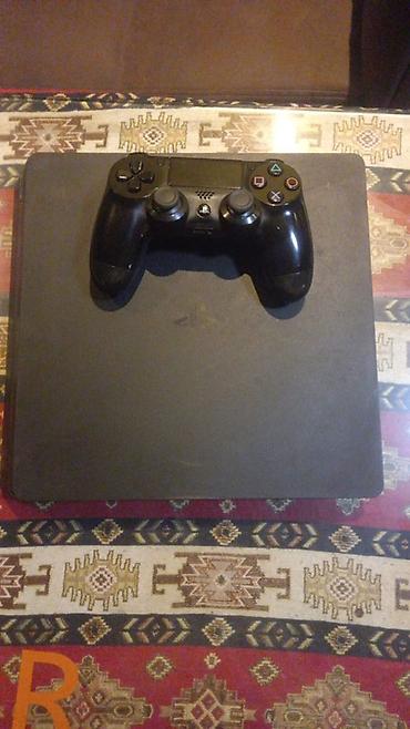 sony trinitron: Məhsul: PlayStation 4 (Slim) oyun konsolu + 1 ədəd DualShock 4 pultu — 1