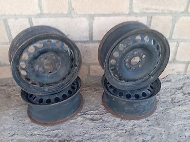 фольксваген поло л с: Dəmir disk dəsti — 4 ədəd - Material: polad (dəmir) - Rəng: qara - — 1