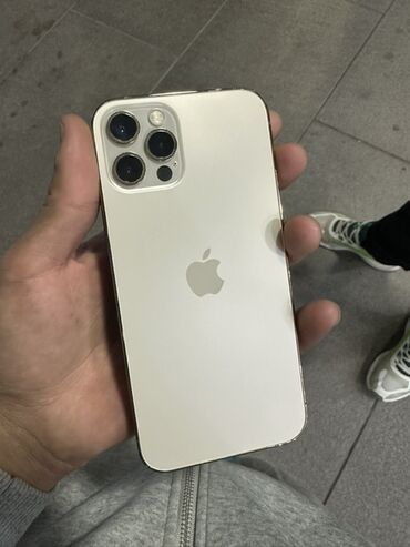 новый айфон 11 про макс: IPhone 12 Pro Max, 256 ГБ, Күмүш, Коргоочу айнек, Каптама, Кабель, 93 %