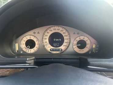 Mercedes-Benz: Mercedes-Benz E-Class: 2003 г., 3.2 л, Автомат, Бензин, Седан — 7