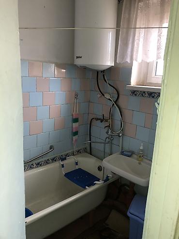 продаю 2 квартиру: 3 комнаты, 88 м², 105 серия, 2 этаж, Косметический ремонт — 10
