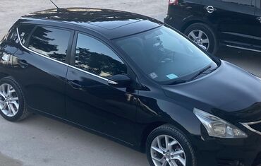 Nissan: Nissan Tiida: 1.8 л | 2014 г. Хэтчбэк