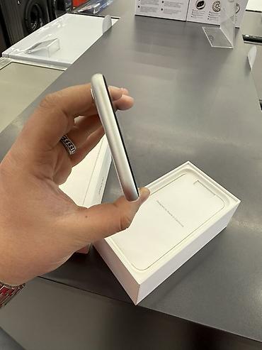 Apple iPhone: IPhone 11, 64 GB, Ağ — 7