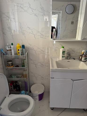 Продажа коттеджей и домов: 4 комнаты, 120 м², 12 соток, Бишкек, Собственник — 11