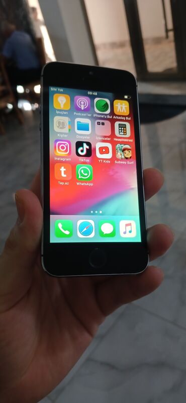 tv alanlar: IPhone 5s, 16 GB, Black Titanium, Barmaq izi