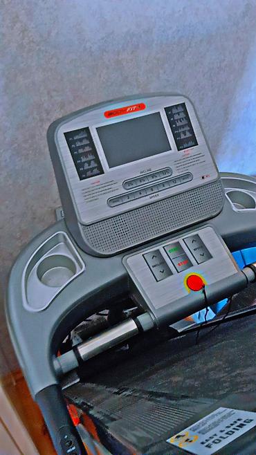 İdman və istirahət: BodyFit qaçış trenajoru Xüsusiyyətlər: - Elektron panel: iri mavi LCD — 6