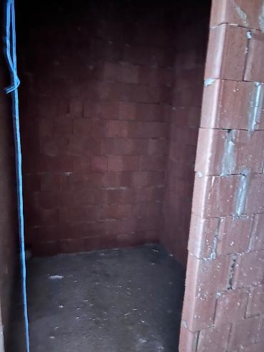 prefabrik ev: 1 otaqlı, Yeni tikili, 45 kv. m — 2