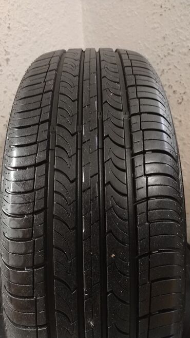 Təkərlər: İşlənmiş Şin Roadstone 225 / 60 / R 17